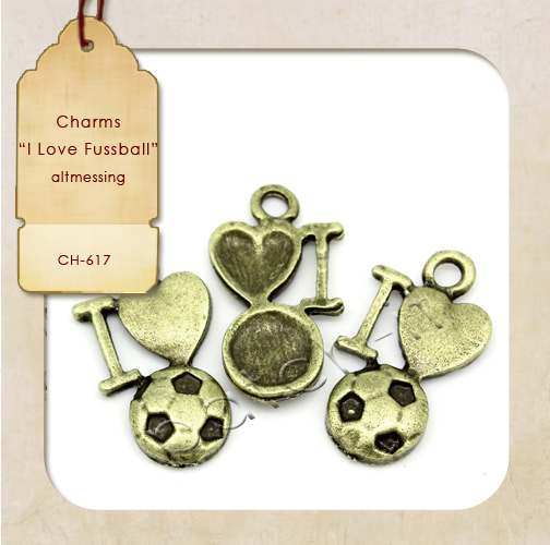 Charms "I Love Fussball" altmessing